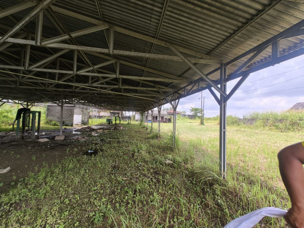 JUAL CEPAT ATAU DISEWAKAN TANAH DARAT PLUS RUMAH DAN BANGUNAN BEKAS PABRIK BATAKO