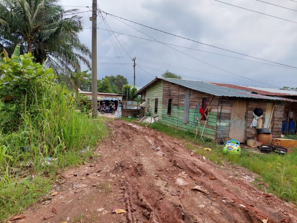 JUAL CEPAT TANAH DARAT DIPINGGIR JALAN PROPINSI DI JAKABARING, BANYUASIN, PALEMBANG, SUMATERA SELATAN